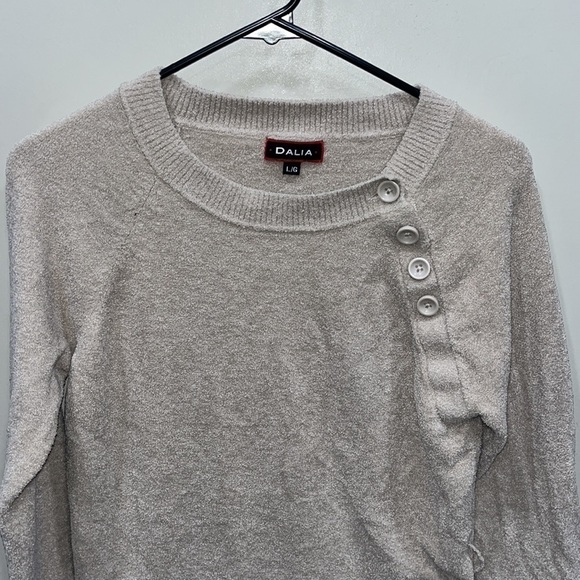 Dalia  large sweater - Picture 2 of 5